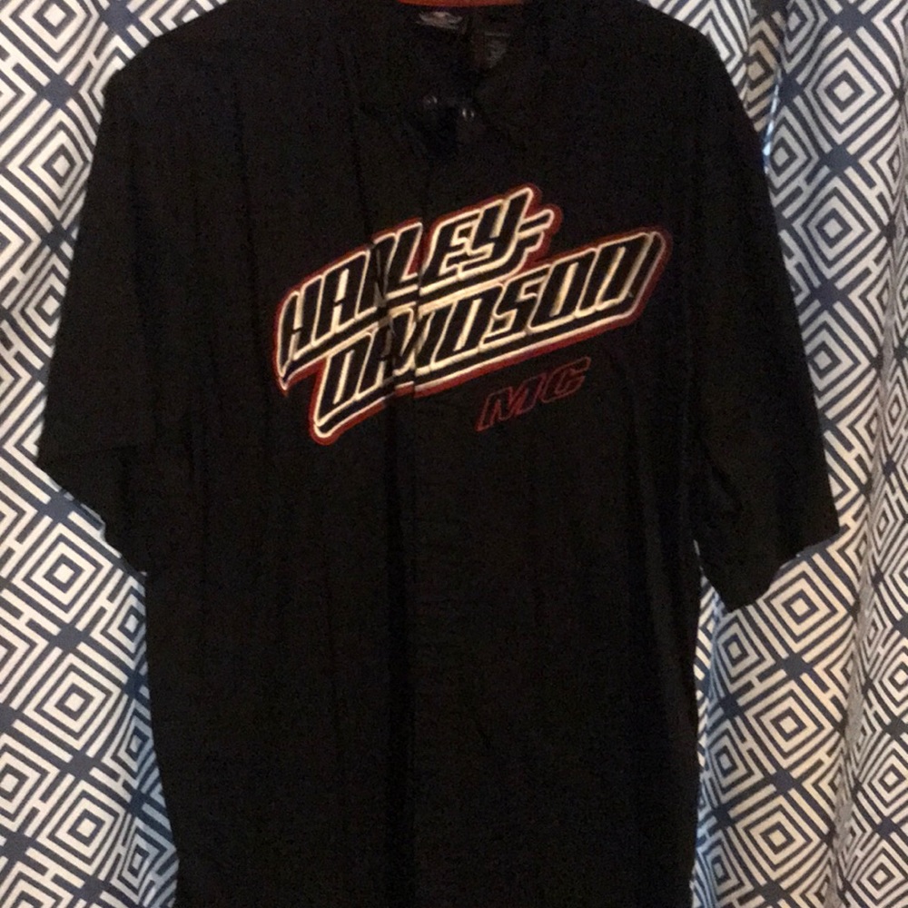 Harley Davidson men’s 2XL button up shirt